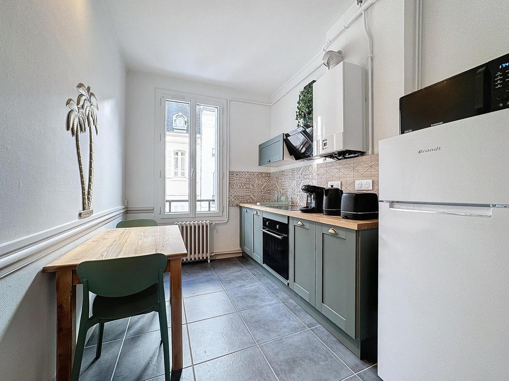Appartement Le 2-F2 Centre Historique à Montluçon Extérieur photo